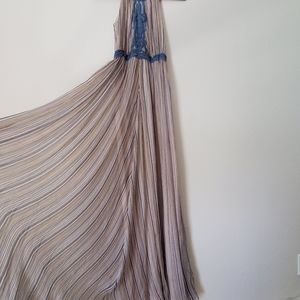Beautiful Badgley Mischka halter dress